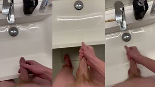 Simon98X takes a hot load in his feet after a steamy solo session
