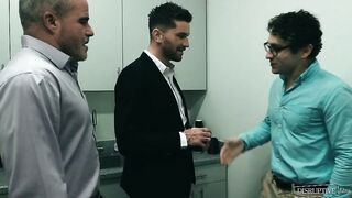 Chris Damned & Caliborn Banks join forces to dominate and destroy Stepdad's stepsis