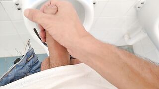 Jomilove takes a risky public piss by the pool & gets a huge cumshot