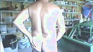 Watch this mature guy give an amateur handjob and jerk off instructions in HD