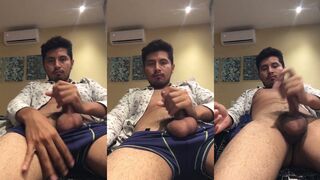 Stavomx tries out a huge load and enjoys a hot handjob from a horny Mexican boy