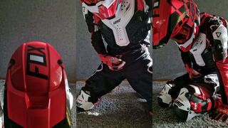 Watch this hot jock milking off in total gear while wearing sneakersMax98