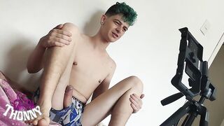 Watch this young stud give a hot handjob and blow his load in HD