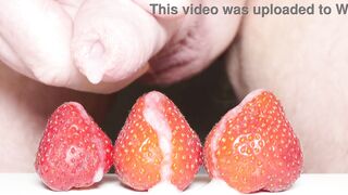 Watch this amateur redhead with a huge cumload gulp down a raw uncut cock