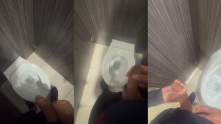 I banged a married dude in a public rest room after trying to seduce him with my massive shaft