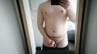 NordicYoungFin's mirror-flashing solo jerk off ends in a hot cumshot